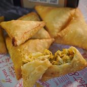 Chicken Samosa (5 Pieces)
