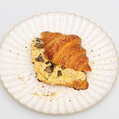 Scrambled Egg With Black Truffle Mushroom In Croissant