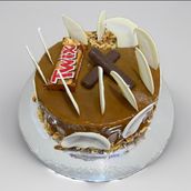 Twix Cake 