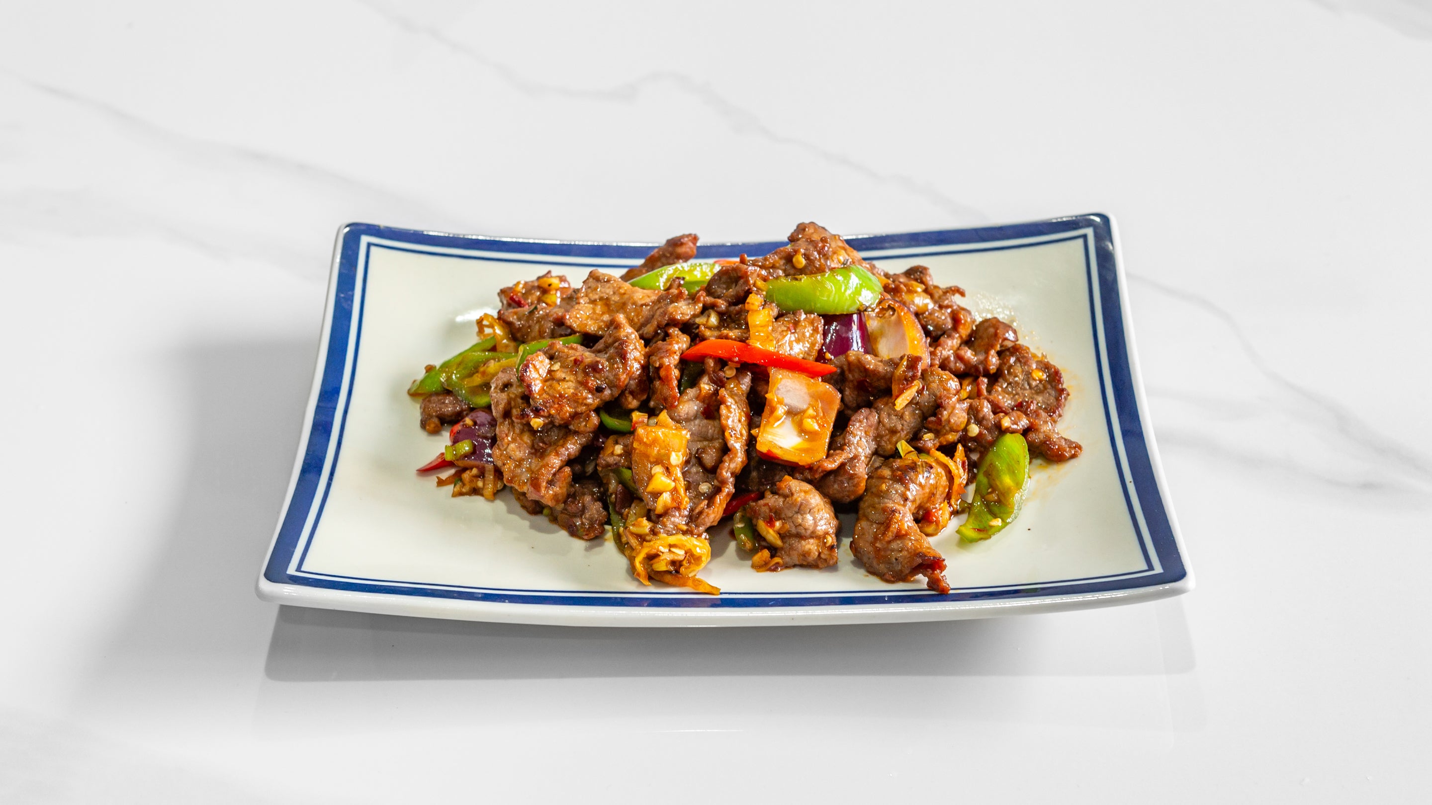 Stir-Fried Beef with Chilli 小炒黄牛肉