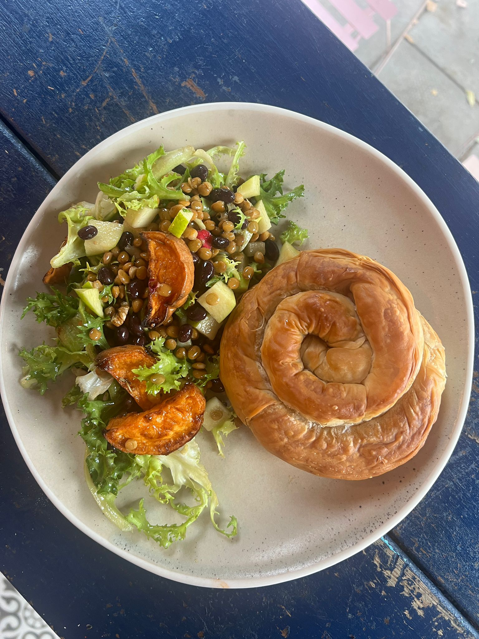 Borek and Side Salad Lunch Menu
