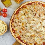 Tuna Pizza