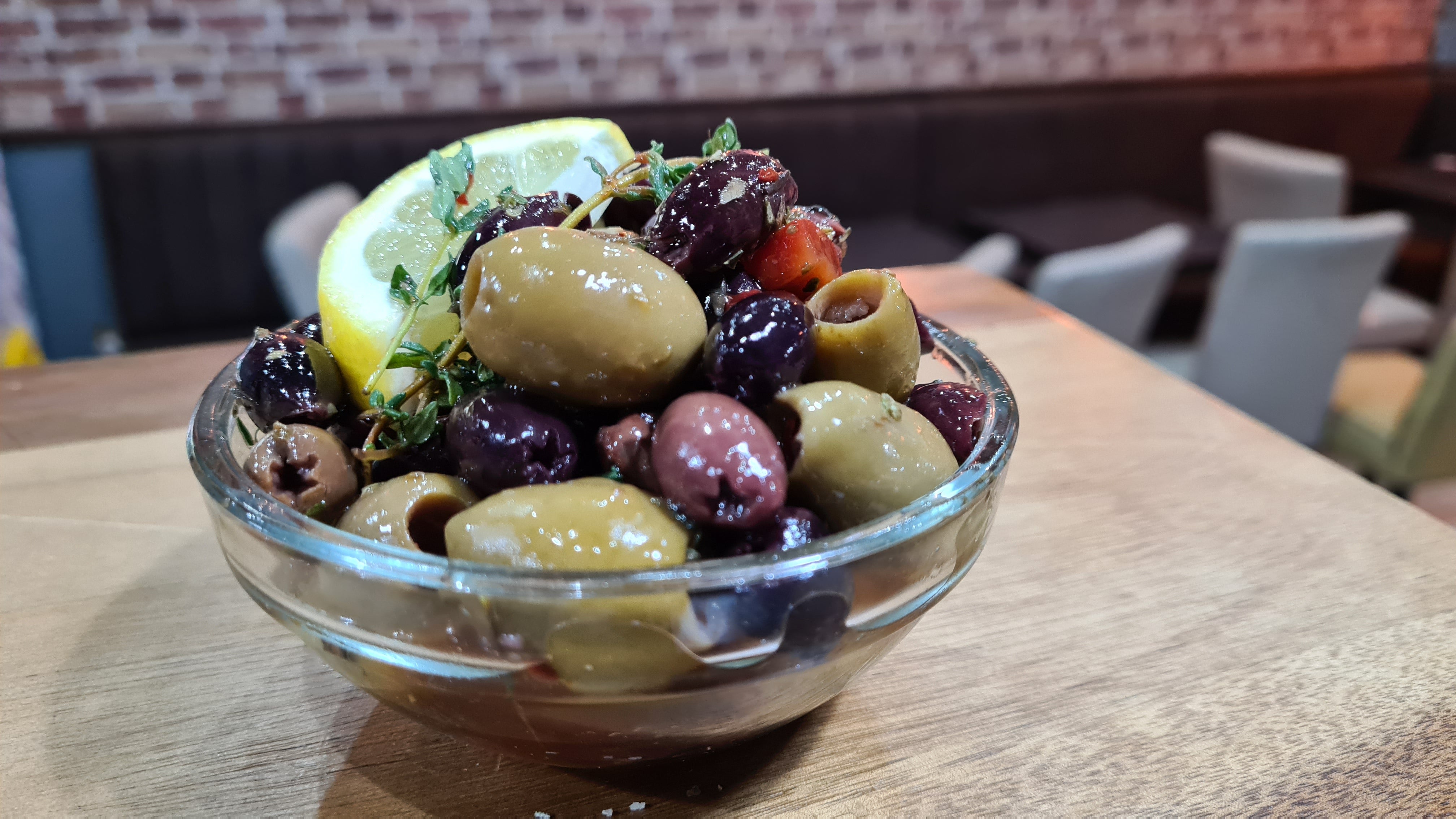 Mix Spicy Olives 🌱