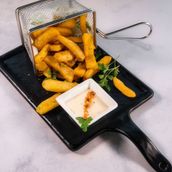 Fries Ala Muncheeze