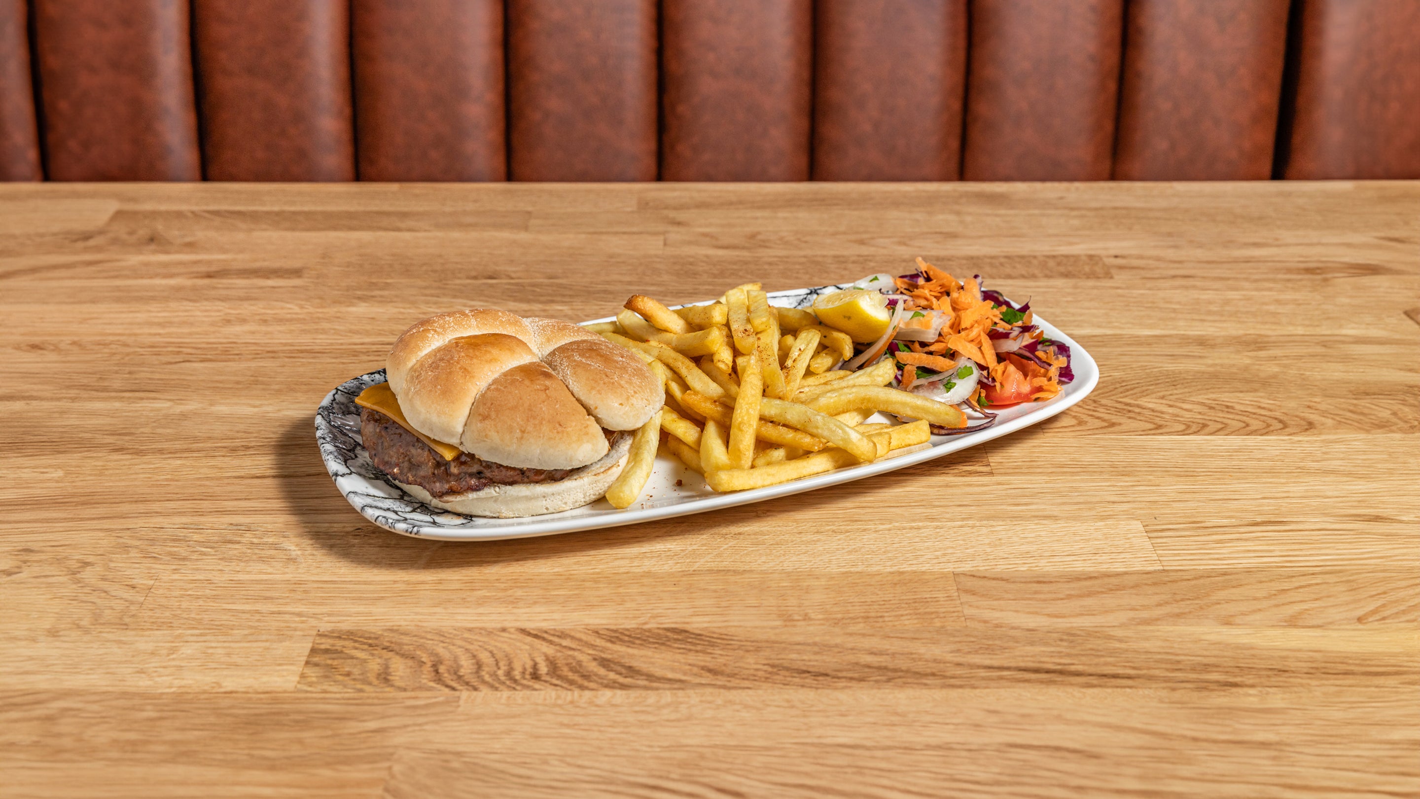 Cheese Burger with Chips