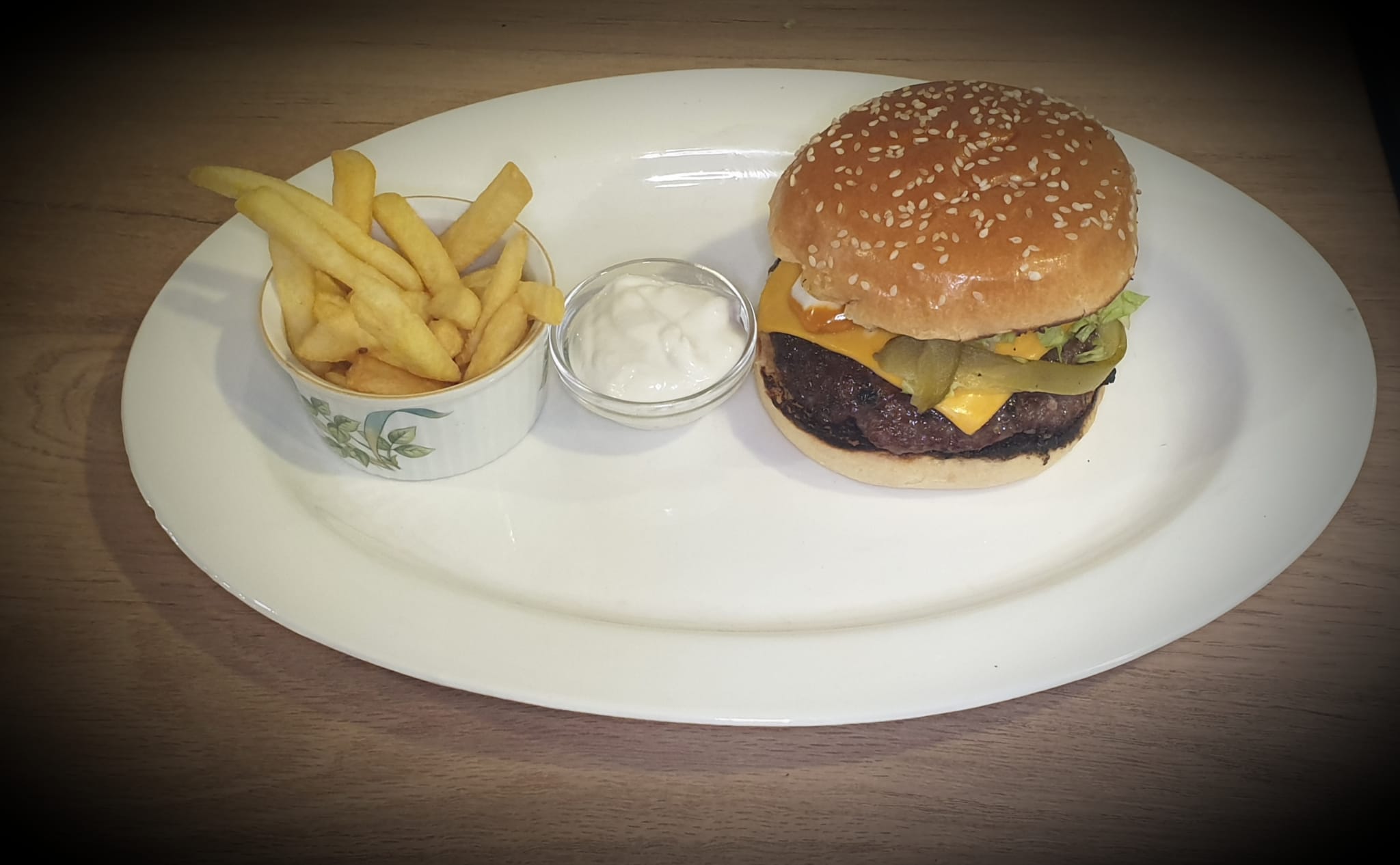 Big Grill beef Burger Gourmet + grilled Halloumi slice