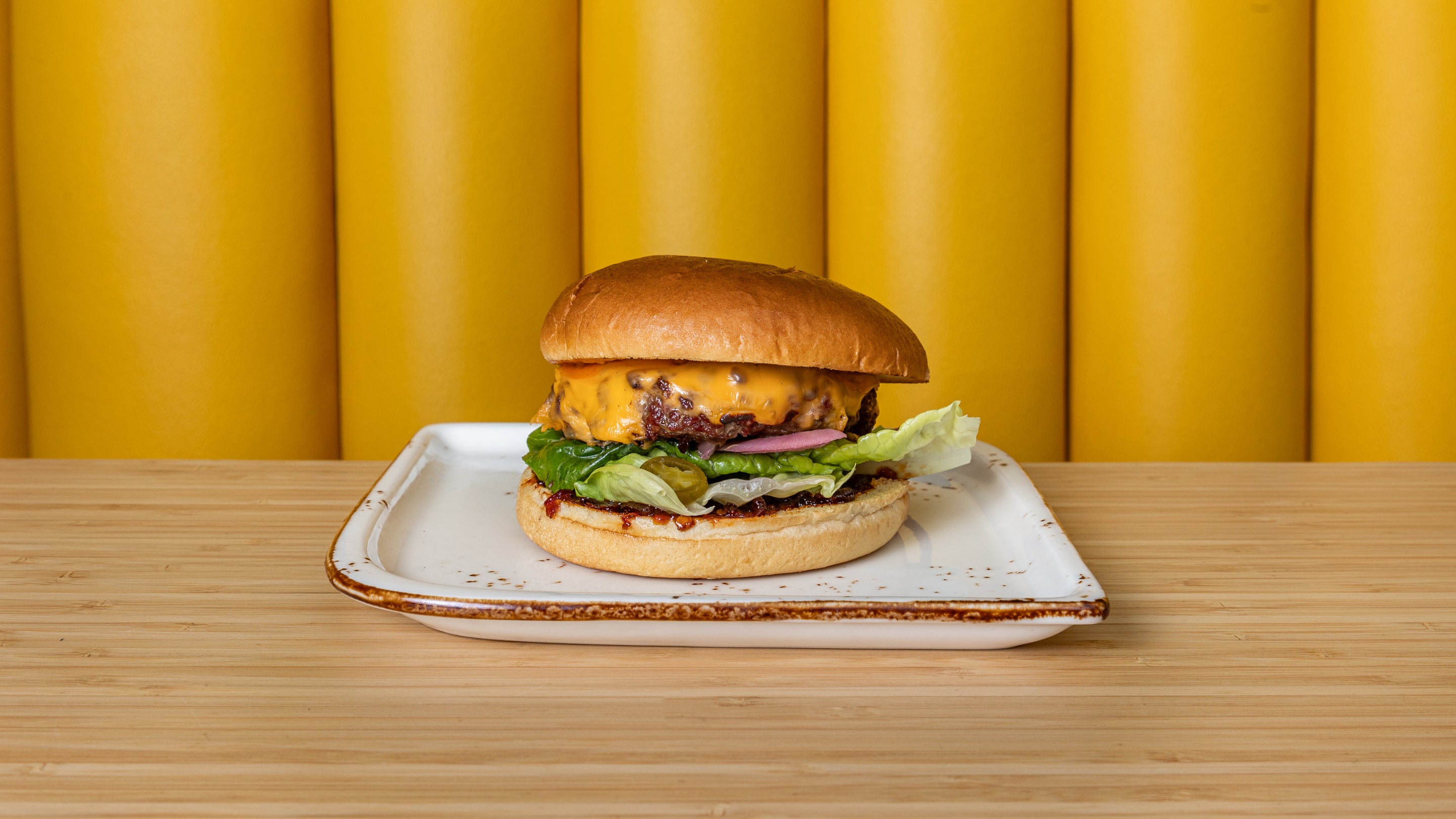 Mexicano Hot Wagyu Burger (Spicy)