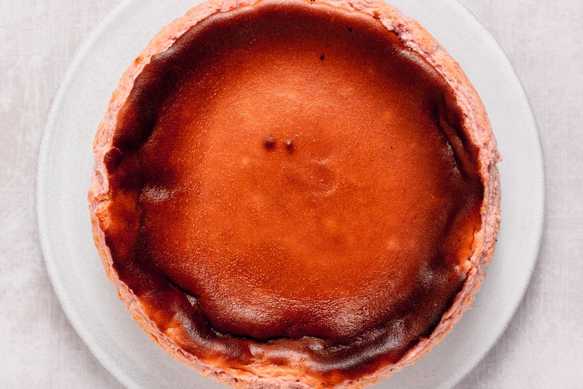 8 inch Strawberry Expiry Basque Cheesecake