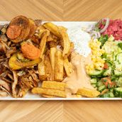 Chicken doner Plate with fries	