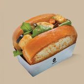 Brioche halloumi