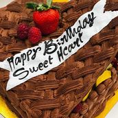 Chocolate Basket Fruit Cake