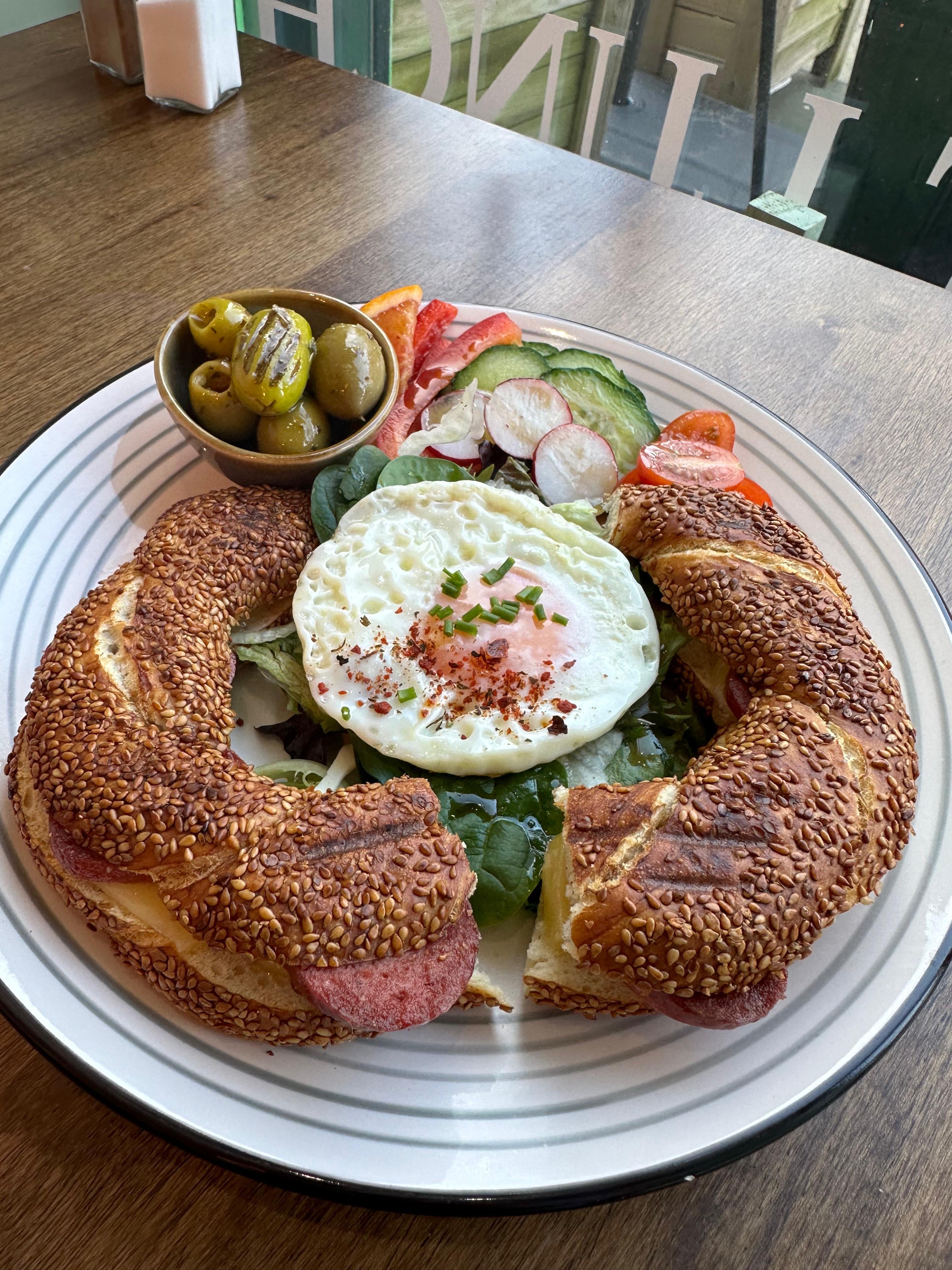 Simit Breakfast