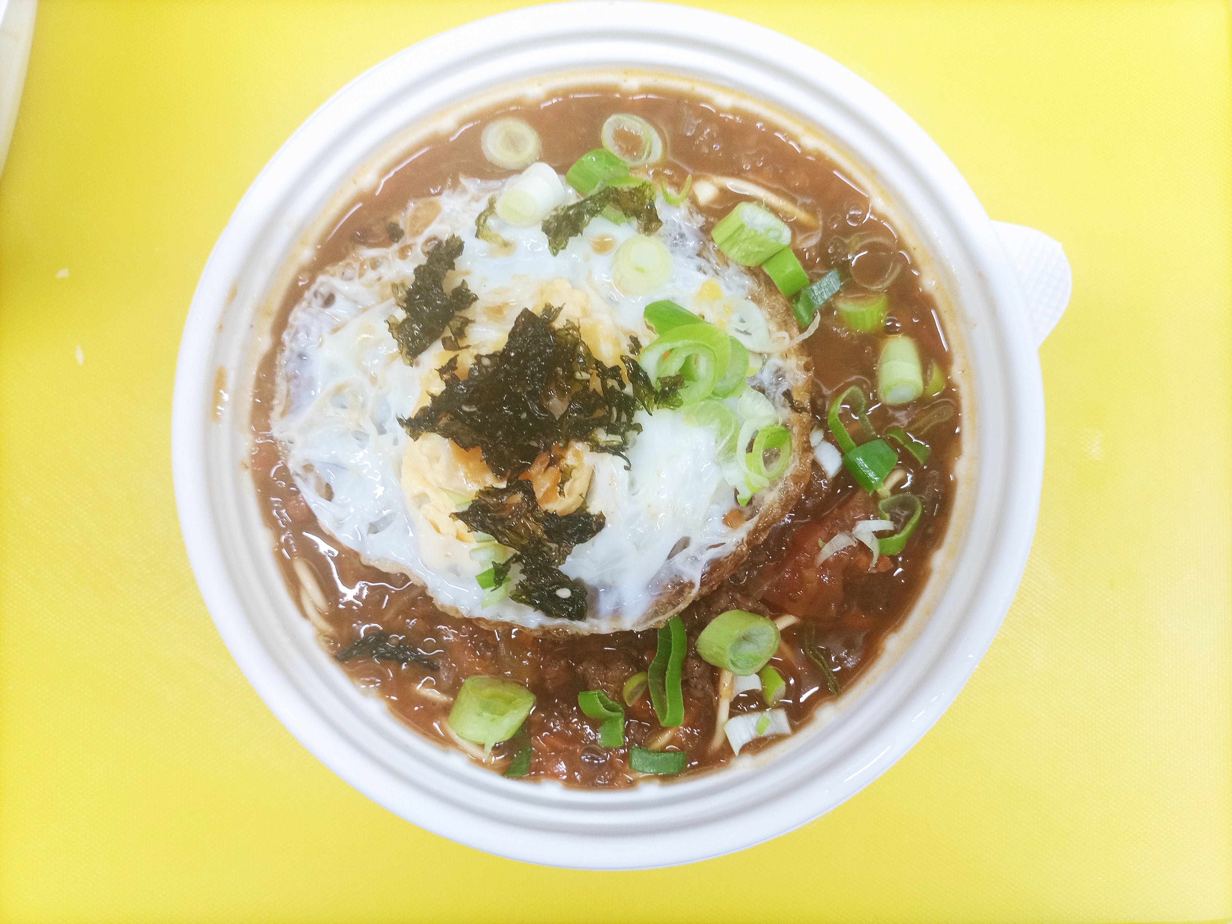 蕃茄牛肉酱拌面Noodles with tomato beef sauce