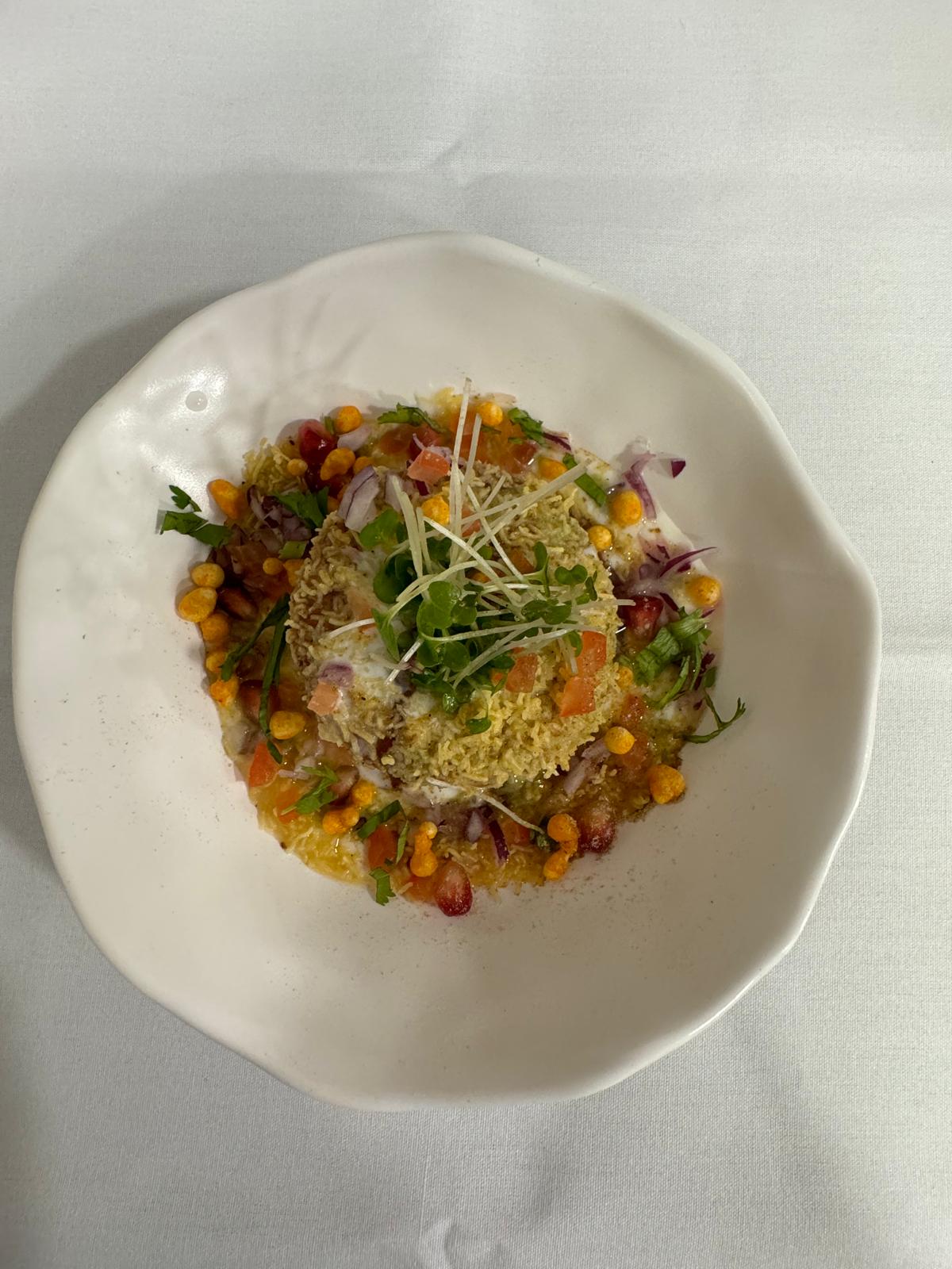 Aloo Tikki Channa chaat (G,D)