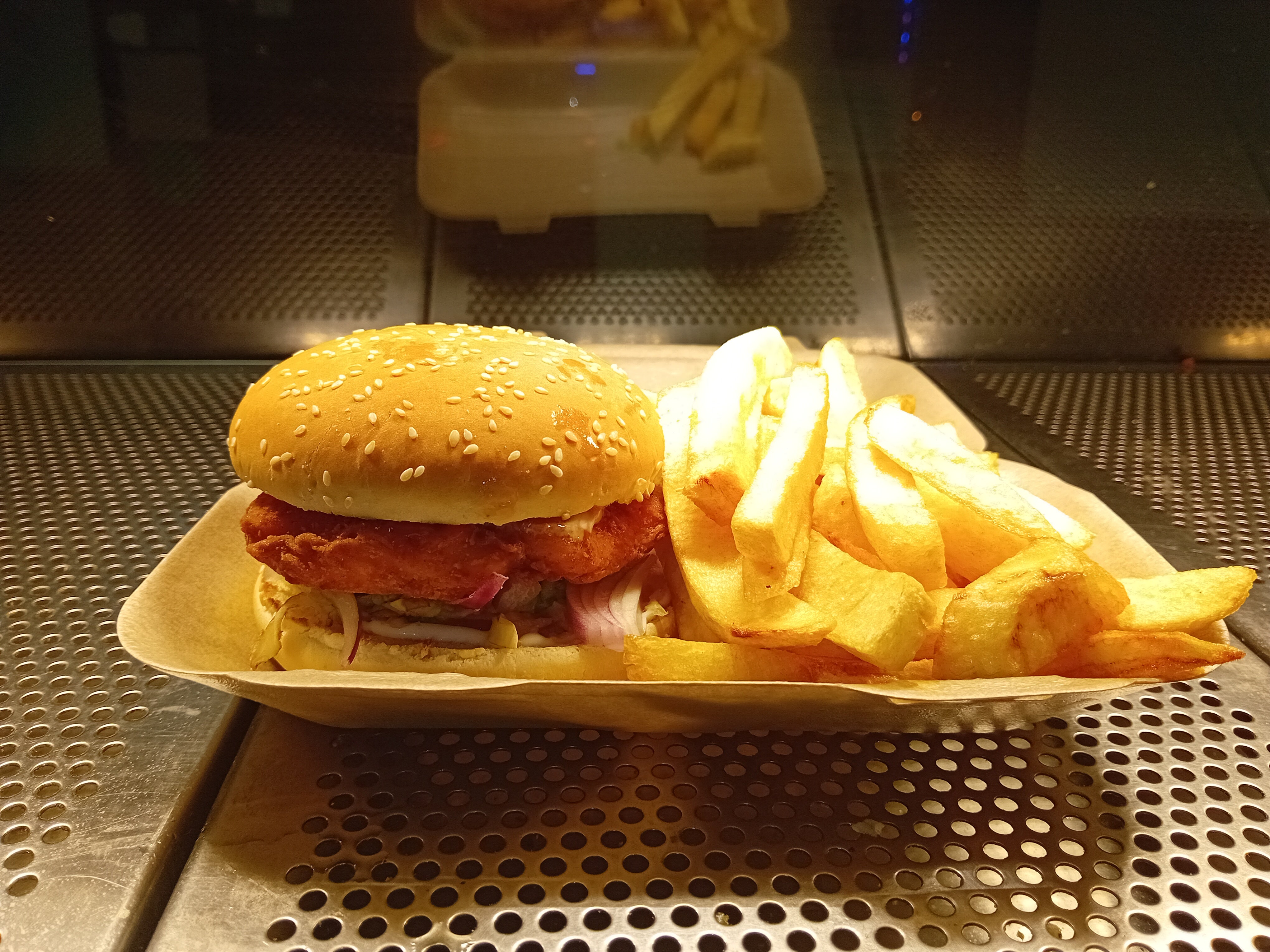 SF Chicken Fillet Burger