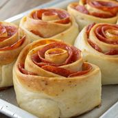Pepperoni Rolls