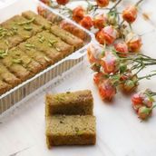 Pistachio And Cardamom Cake