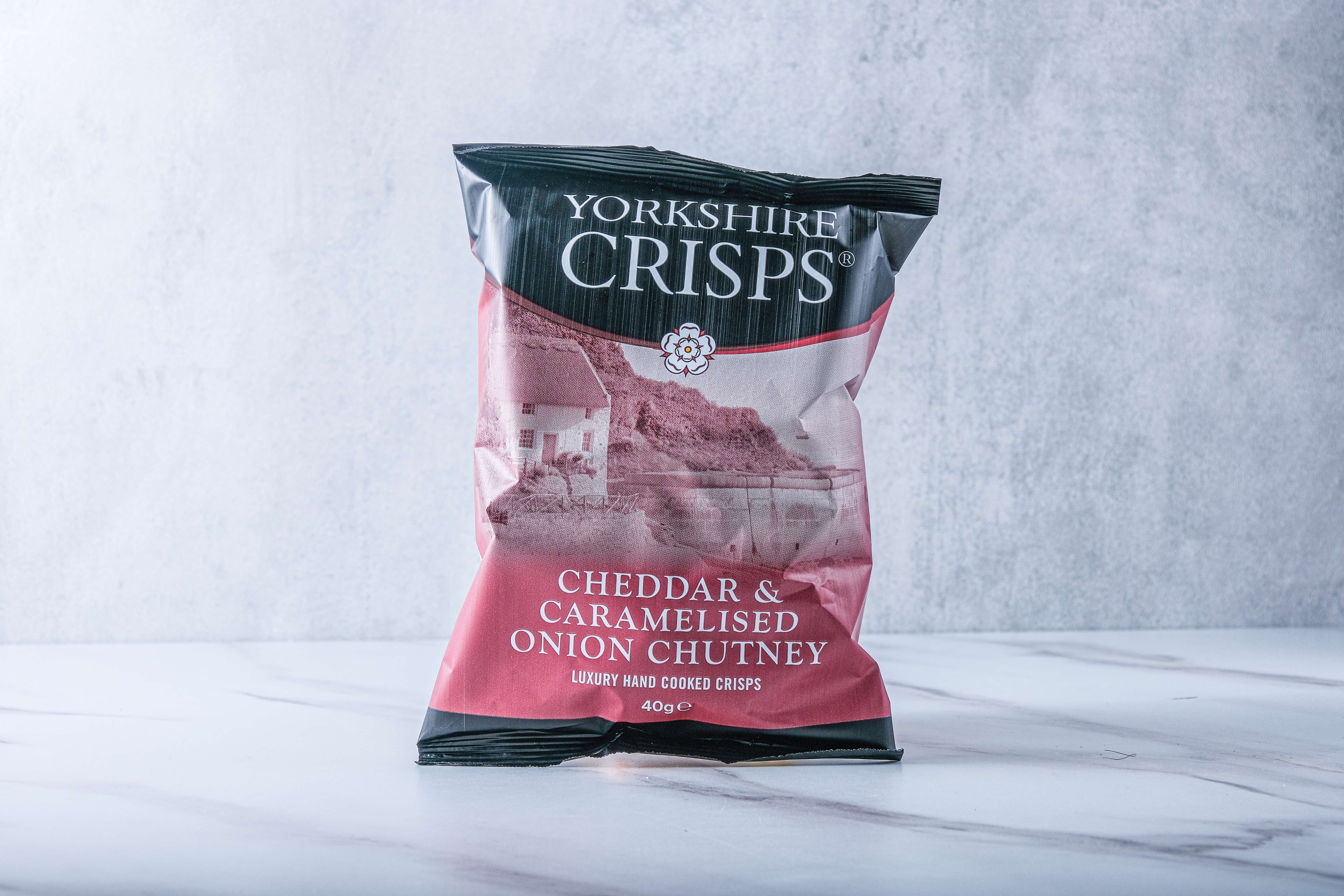Cheddar & Caramelised Onion Chutney Crisps