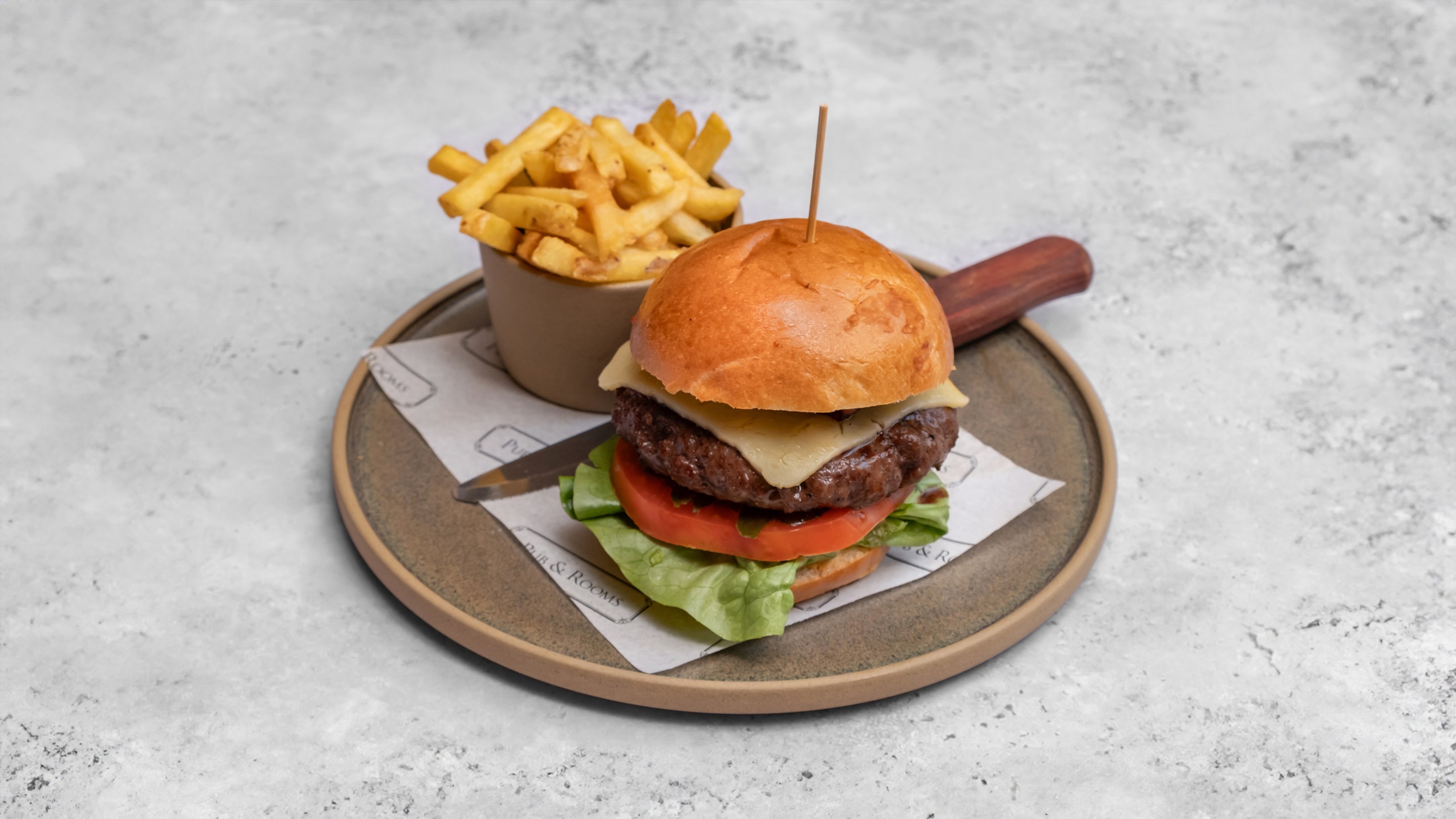 Deluxe Burger
