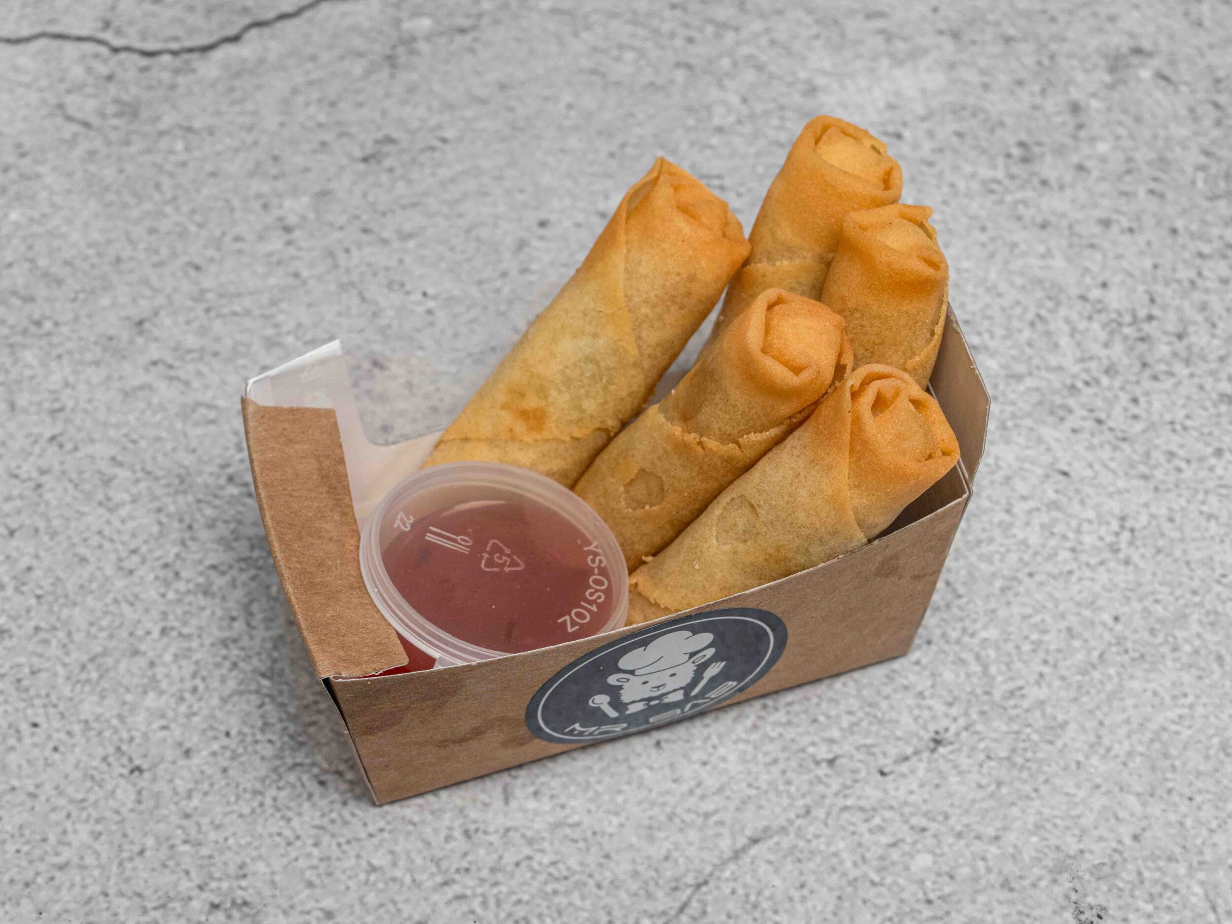 Mini Vegetarian Spring Rolls with Sweet Chilli Dip (5 Pieces)