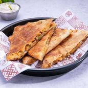 1/2 FAKHRY GARLIC BREAD