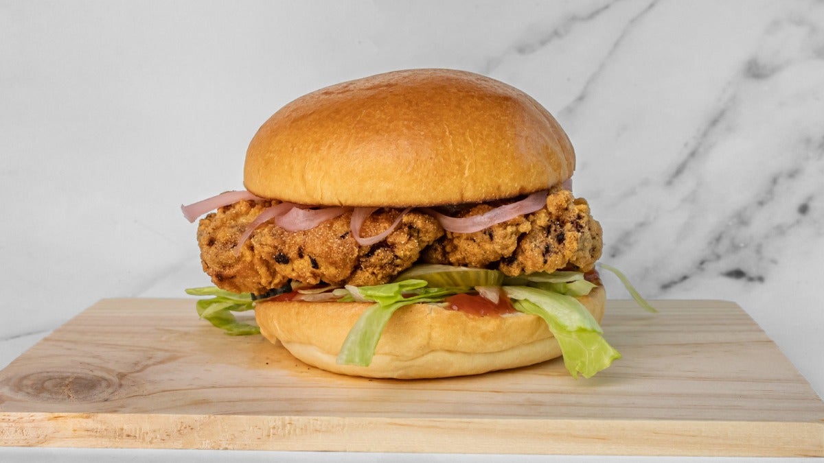 Classic Crispy Chicken Burger