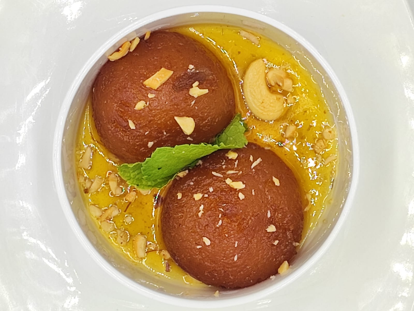Gulab Jamun With Ice Cream