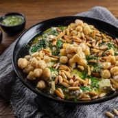 Hummus Fatteh With Nuts