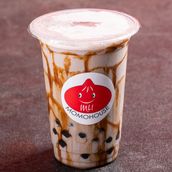 Flavoured bubble tea with tapioca pearl