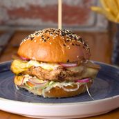 GRILLED CHICKEN BURGER