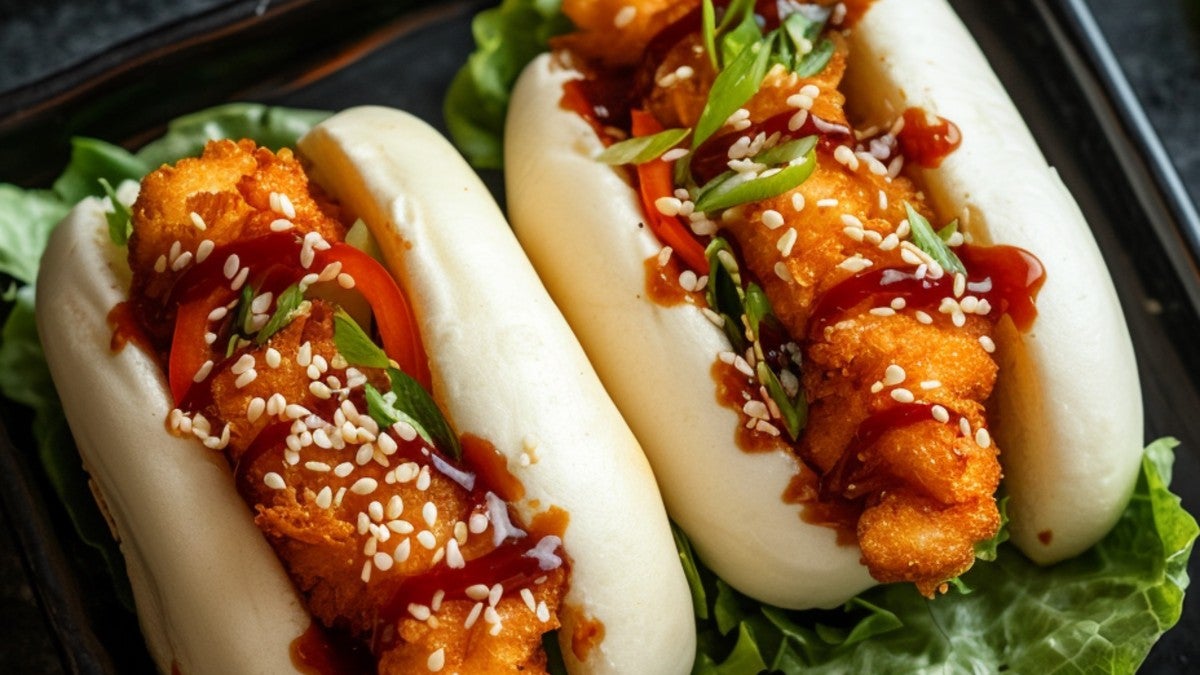 Crunchy Prawn Bao Bun