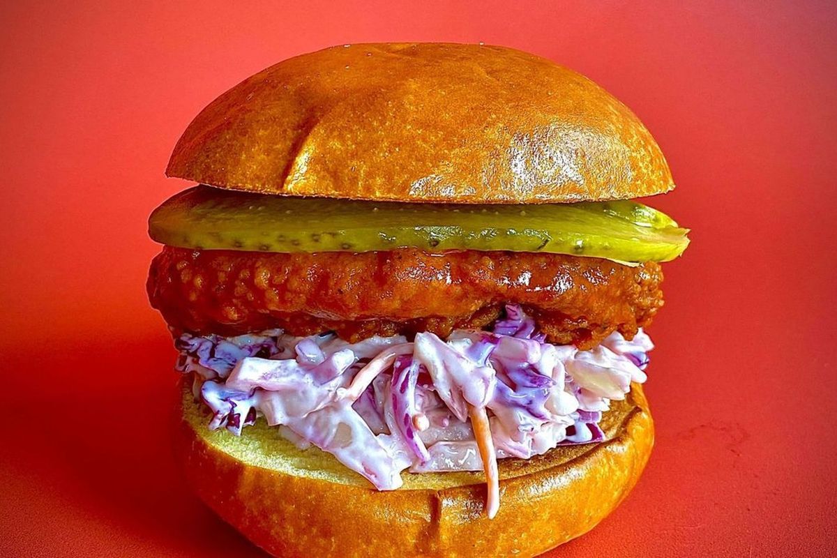 Nashville Hot Vegan Chic'n Burger