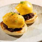 Short Ribs Benedict