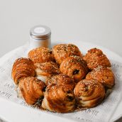 Halloumi Honeycomb