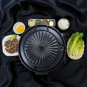 Dak Bulgogi 닭 불고기 (Served with Rice, Lettuce, Garlic, Chilli, Ssamjang Sauce & Sesame Oil)