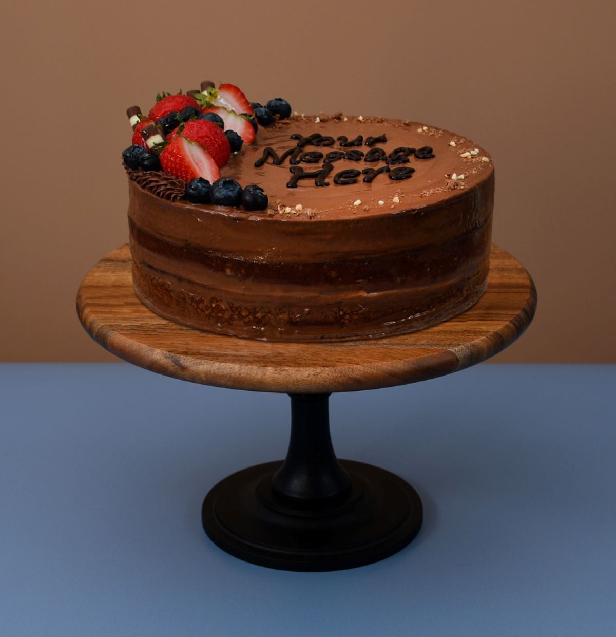 8'' Nutella Glazed Berry Naked Cake