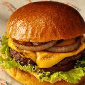 Classic Angus Beef Burger