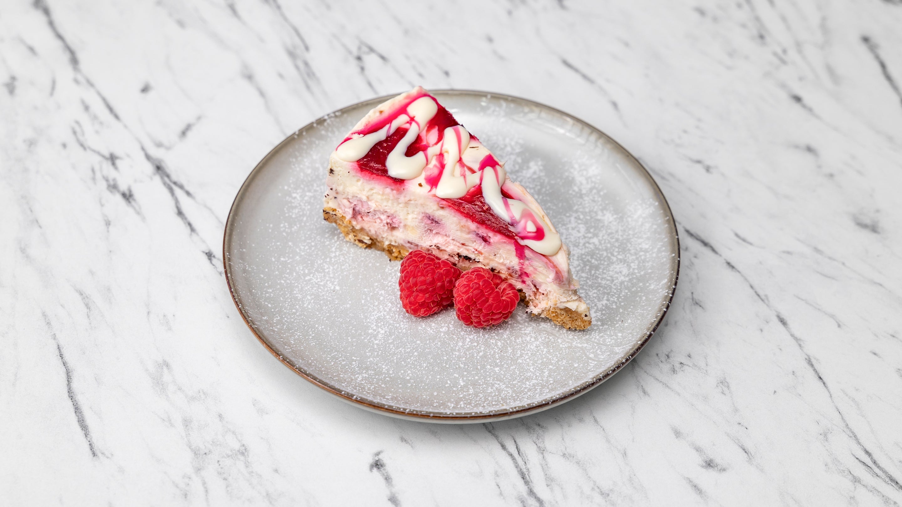Raspberry& white choc cheesecake