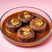 Sticky Dates Puddings