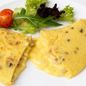 Mushroom and Turkey Melt Cheese Omelette