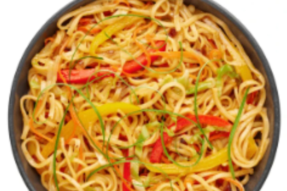 Indo-Chinese Chilli Garlic Noodles