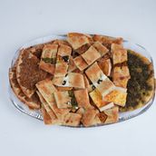 Manakish Mix Family Plate Large