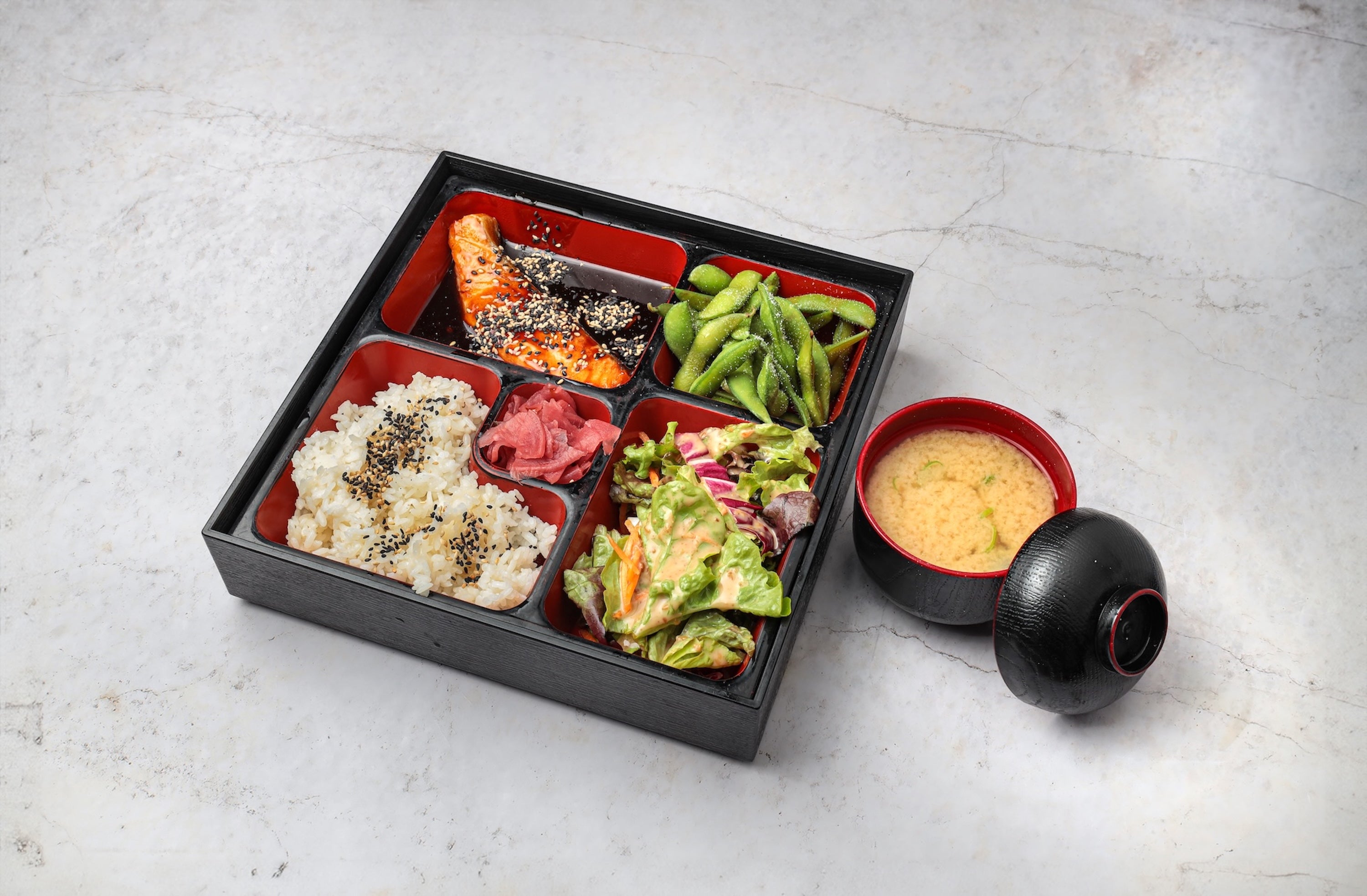 SALMON BENTO