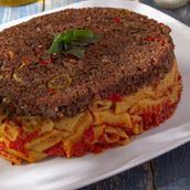 Minced meat pasta casserole