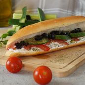 Labneh & Olives SANDWICH