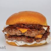 WAGYU TRUFFLE DOUBLE BEEF BURGER