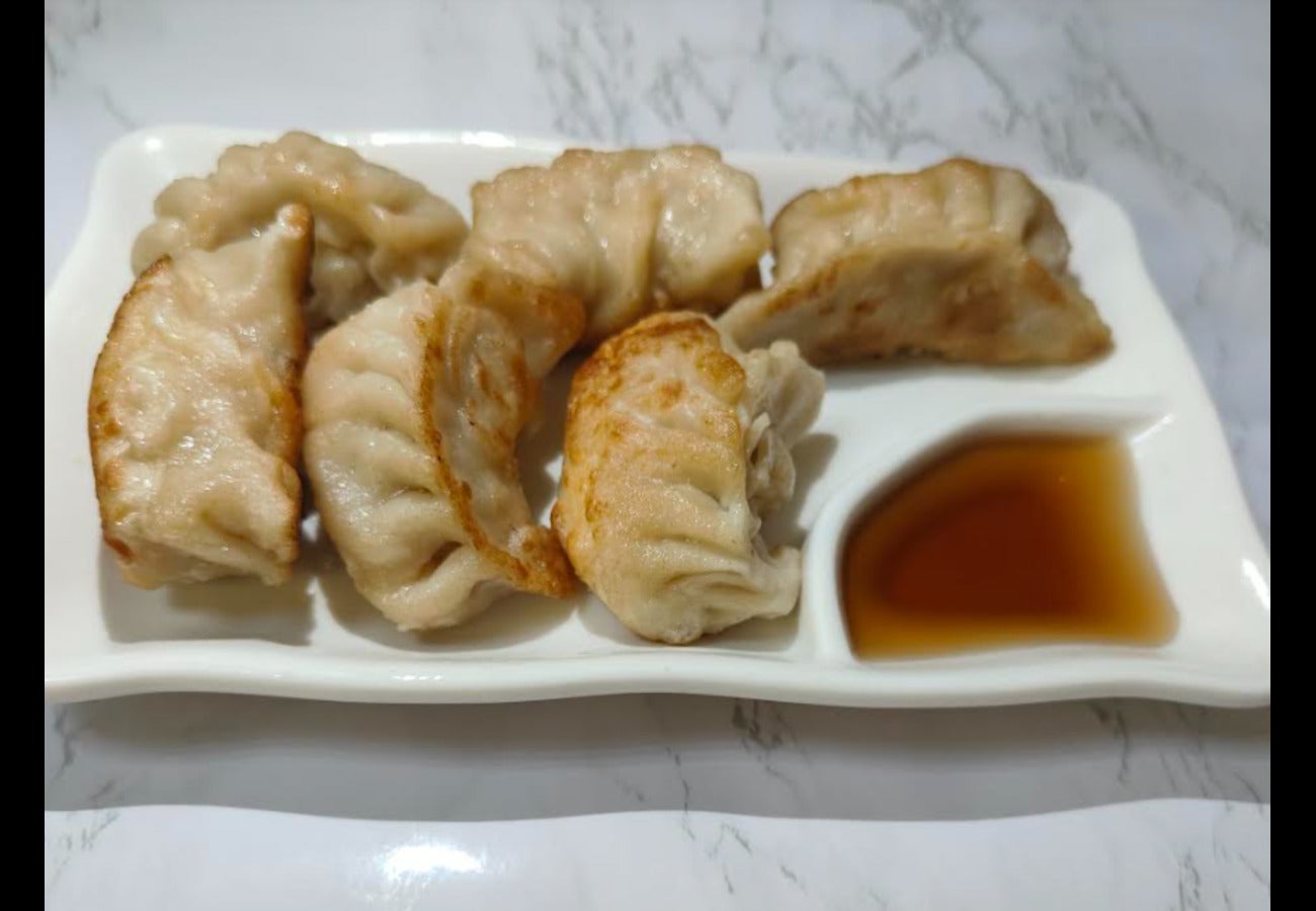 2B : Grilled Dumplings (6)
