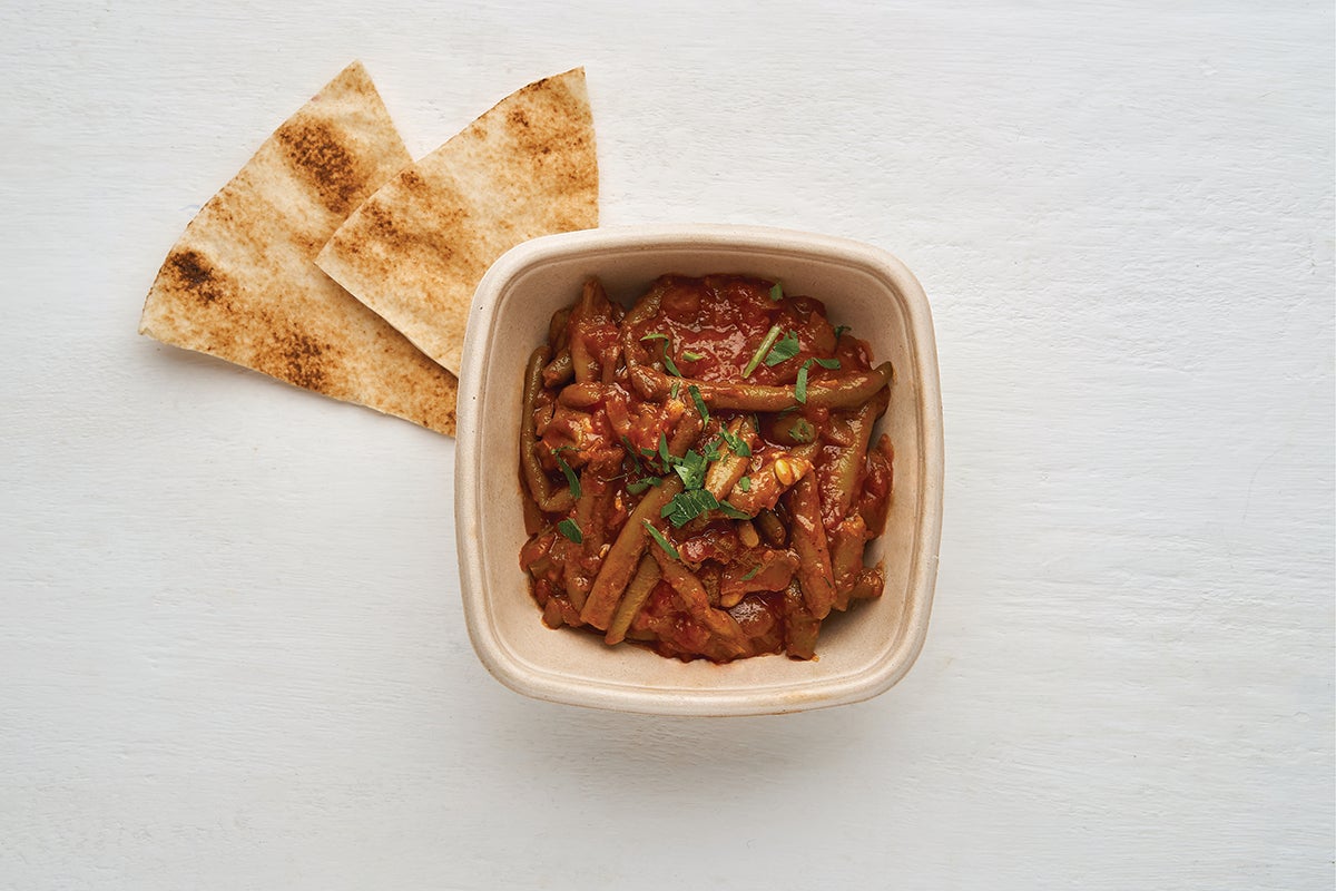 Loubieh bil Zeit - Green Beans in Tomato Sauce