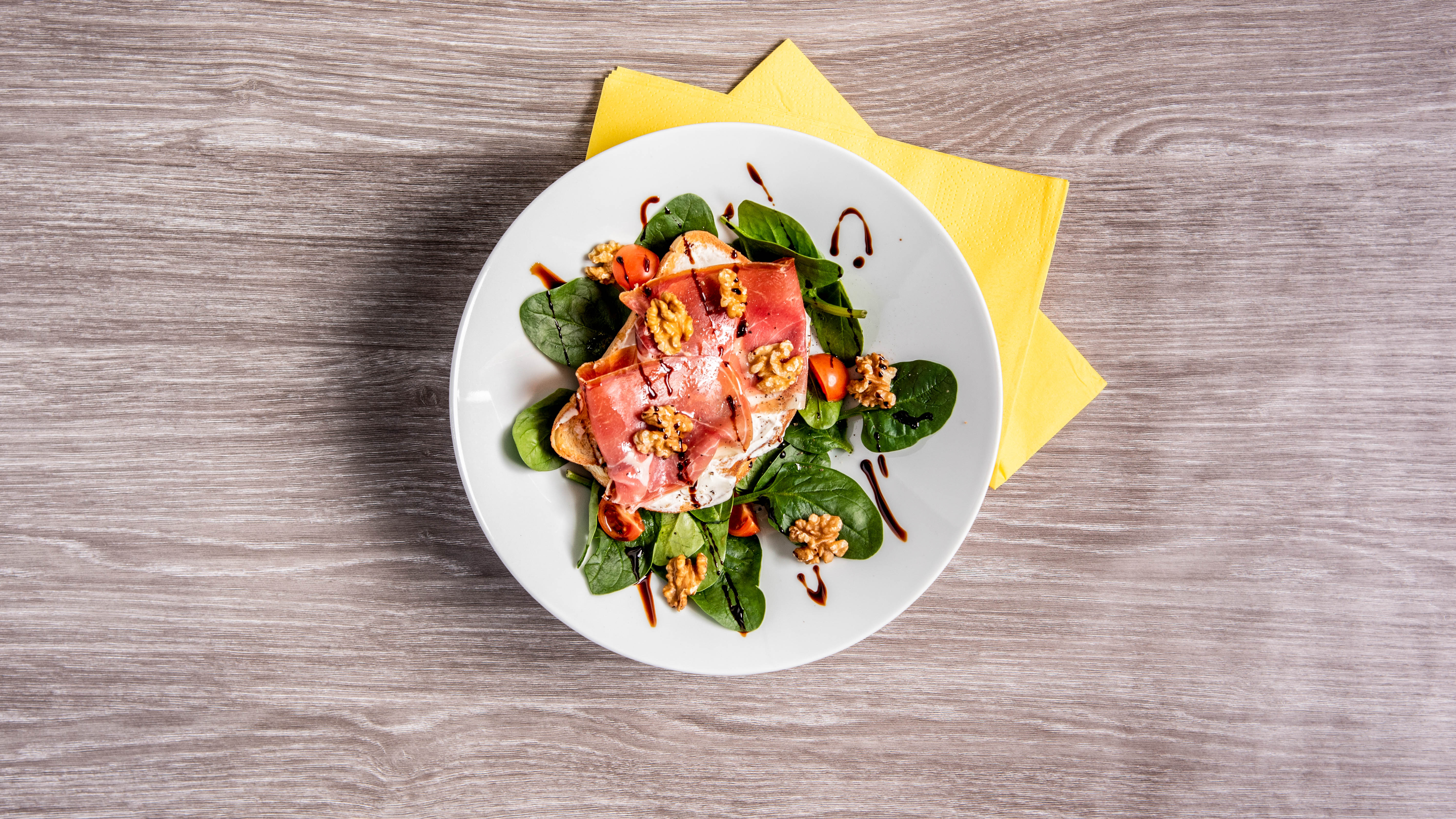 Sourdough Bread, Gorgonzola Cheese �� Parma Ham and Walnuts.