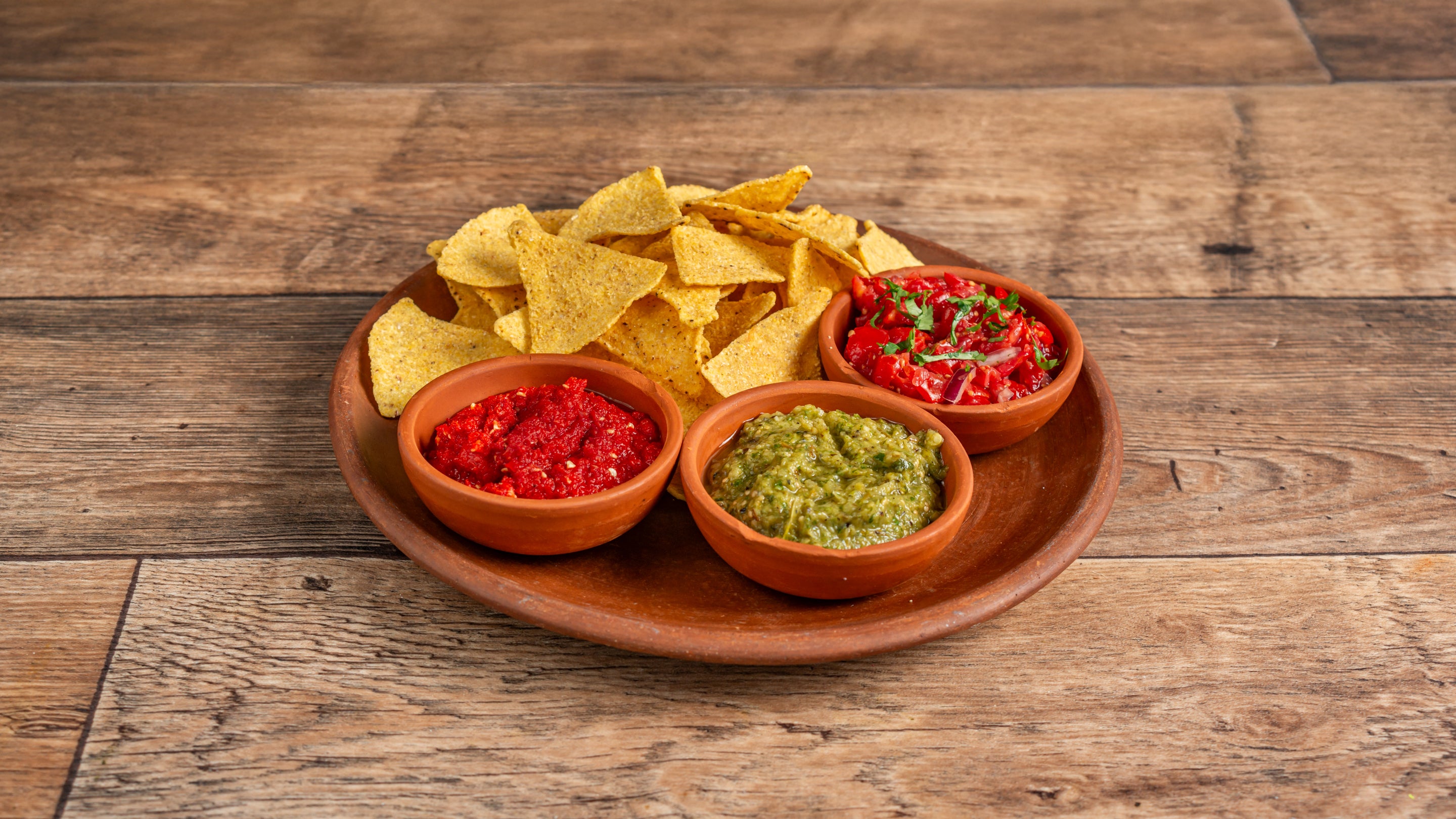 Salsas & Tortilla Chips
